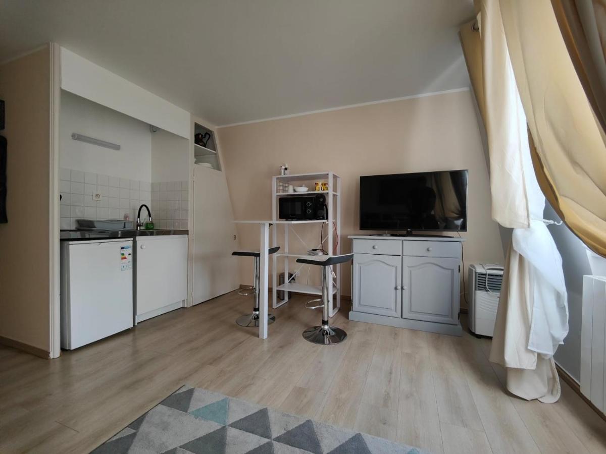 Appartement En Residence Gisors Luaran gambar