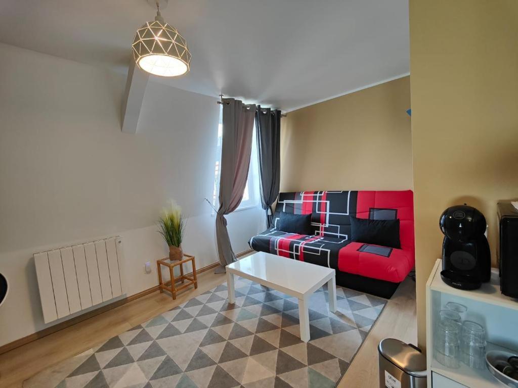 Appartement En Residence Gisors Luaran gambar